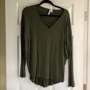 Francesca’s Collections green shirt